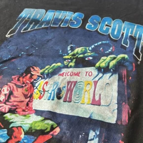 Travis Scott Graphic Tee – Fits M/L - Picture 2 of 2